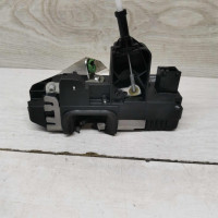 Замок двери задний правый Opel Meriva A Замок двери задний правый Opel Meriva A