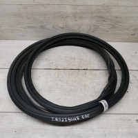 Уплотнитель двери крышки багажника Toyota Avensis t220 универсал Уплотнитель двери крышки багажника Toyota Avensis t220 универсал