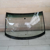 Стекло лобовое Volkswagen Passat B5 Стекло лобовое Volkswagen Passat B5