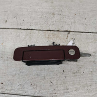 Ручка двери наружная передняя левая Audi 100 C3 Ручка двери наружная передняя левая Audi 100 C3