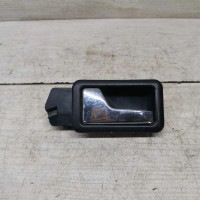 Ручка двери внутренняя передняя левая Audi 100 C3 Ручка двери внутренняя передняя левая Audi 100 C3