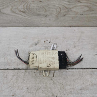 Реле контроля света Audi 100 C3 Реле контроля света Audi 100 C3