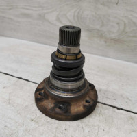 Фланец МКПП Volkswagen Golf 4, Skoda Octavia A4 Volkswagen Bora Фланец МКПП Volkswagen Golf 4, Skoda Octavia A4 Volkswagen Bora