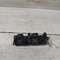 Блок управления стеклоподъёмниками Volkswagen Passat B5 Блок управления стеклоподъёмниками Volkswagen Passat B5