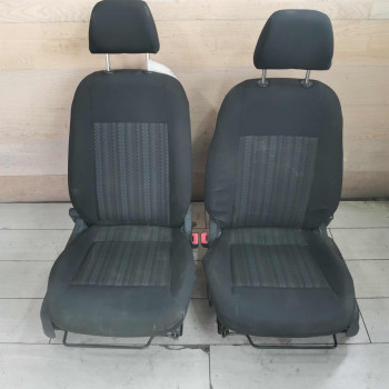Сиденье переднее Volkswagen Polo 5 Сиденье переднее Volkswagen Polo 5