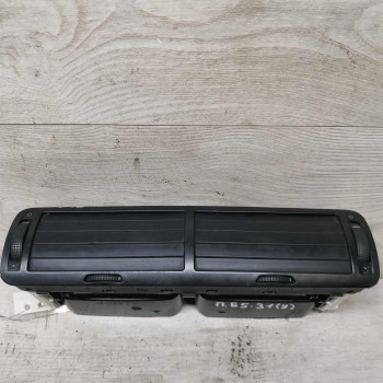 Дефлектор обдува салона центральный Volkswagen Passat B5 GP, Volkswagen Passat B5 Дефлектор обдува салона центральный Volkswagen Passat B5 GP, Volkswagen Passat B5