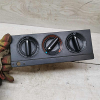 Блок управления печкой Audi 80 B4