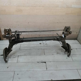 Балка задняя Audi 80 B4