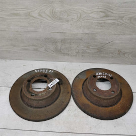 Диск тормозной передний Audi 80 B4