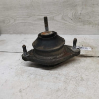 Опора двигателя Audi 80 B4