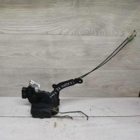 Замок двери передний левый Toyota Avensis Verso I дорестайлинг