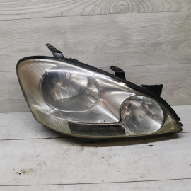 Фара передняя правая Toyota Avensis Verso I дорестайлинг, дефект
