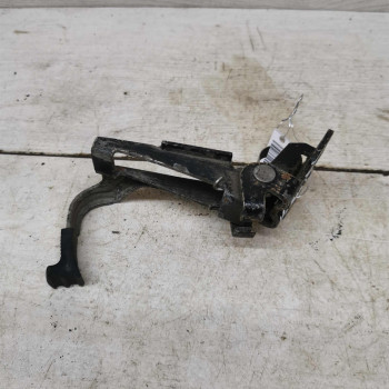 Замок капота Audi 80 B4