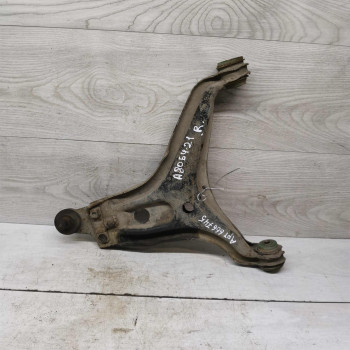 Рычаг подвески передний правый Audi 80 B4