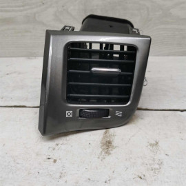 Дефлектор обдува салона левый Toyota Avensis Verso I