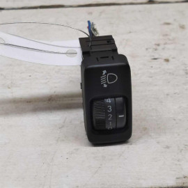 Корректор фар Toyota Avensis Verso I