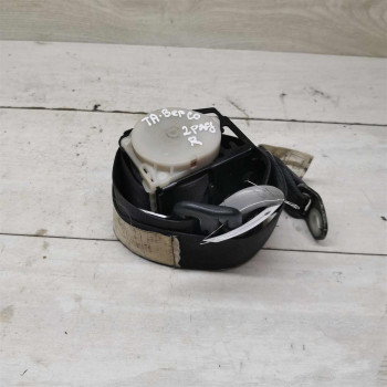 Ремень безопасности задний правый второй ряд Toyota Avensis Verso I