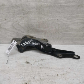 Петля капота правая Toyota Avensis Verso I