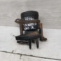 Опора двигателя правая подушка Toyota Avensis Verso I