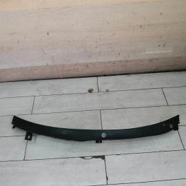 Декоративная накладка жабо дождевик водоотводящий щиток Volkswagen Passat B5 