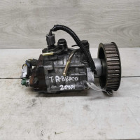 Насос топливный Toyota Avensis Verso I Насос топливный Toyota Avensis Verso I