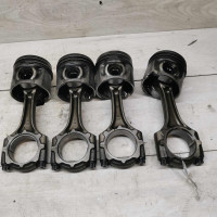 Поршень и шатун Toyota Avensis Verso I Поршень и шатун Toyota Avensis Verso I