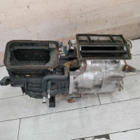 Корпус печки салона Toyota Avensis Verso I дорестайлинг Корпус печки салона Toyota Avensis Verso I дорестайлинг