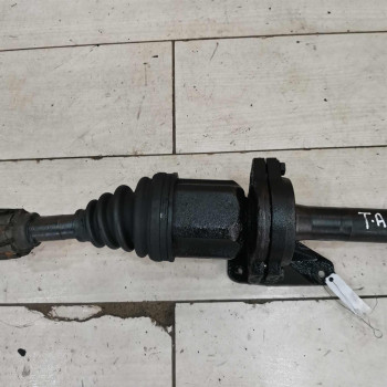 Полуось правая привод вал шрус Toyota Avensis Verso I Полуось правая привод вал шрус Toyota Avensis Verso I