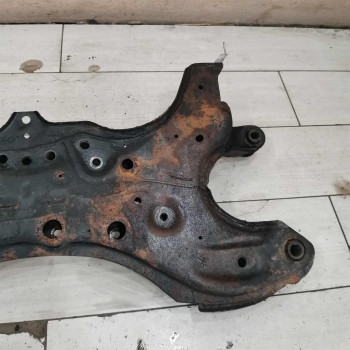 Балка передняя Toyota Avensis Verso I дорестайлинг Балка передняя Toyota Avensis Verso I дорестайлинг