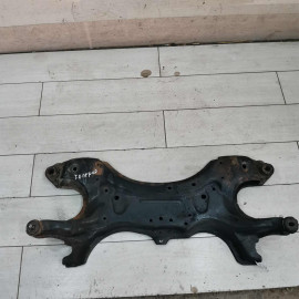 Балка передняя Toyota Avensis Verso I дорестайлинг