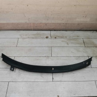 Декоративная накладка жабо дождевик водоотводящий щиток Volkswagen Passat B5