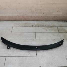 Декоративная накладка жабо дождевик водоотводящий щиток Volkswagen Passat B5