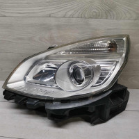 Фара передняя левая Renault Scenic 2 рестайлинг