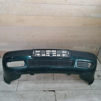 Бампер передний Audi 80 B4