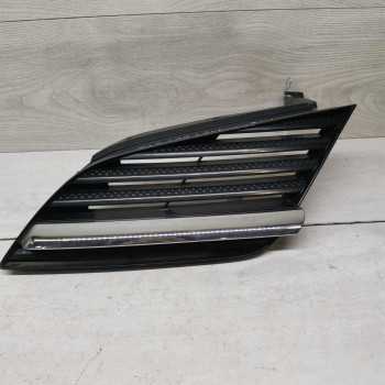 Решётка радиатора Nissan Primera P12