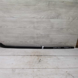 Молдинг лобового стекла левый Toyota Avensis Verso I