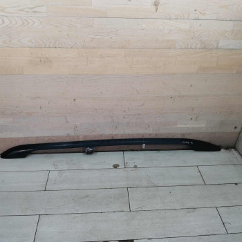 Рейлинг крыши правый Toyota Avensis Verso IРейлинг крыши правый Toyota Avensis Verso I