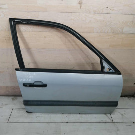 Дверь передняя правая Volkswagen Passat B4, дефект