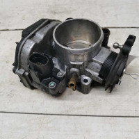 Дроссельная заслонка Volkswagen Passat B5, Audi A4 B5 1.6i AHL