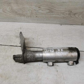 Кронштейн крепления заднего бампера правый Audi 80 B4