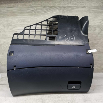 Бардачок Audi A6 C5 