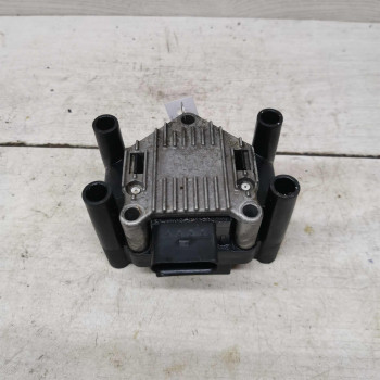 Катушка зажигания Volkswagen Golf 4, Volkswagen Passat B5, Audi A4 B5 1.6i AHL