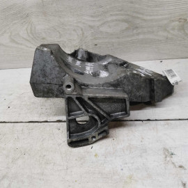 Кронштейн компрессора кондиционера AWT 1.8t Volkswagen Passat B5 GP, Audi A6 C5 