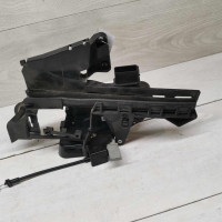 Замок двери задний правый Ford Focus II