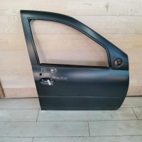Дверь передняя правая Renault logan I, lada largus, Renault dacia