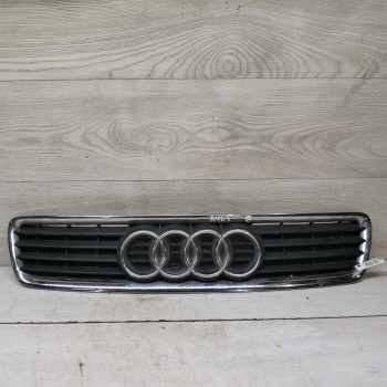 Решетка радиатора Audi A4 B5 рестайлинг