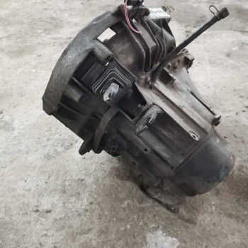 Мкпп Renault Symbol I