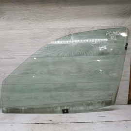 Стекло двери переднее левое Renault Symbol I Стекло двери переднее левое Renault Symbol I