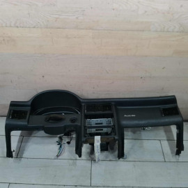 Торпедо Audi 80 B4 Торпедо Audi 80 B4