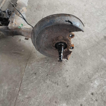 Балка задняя Audi 80 B4